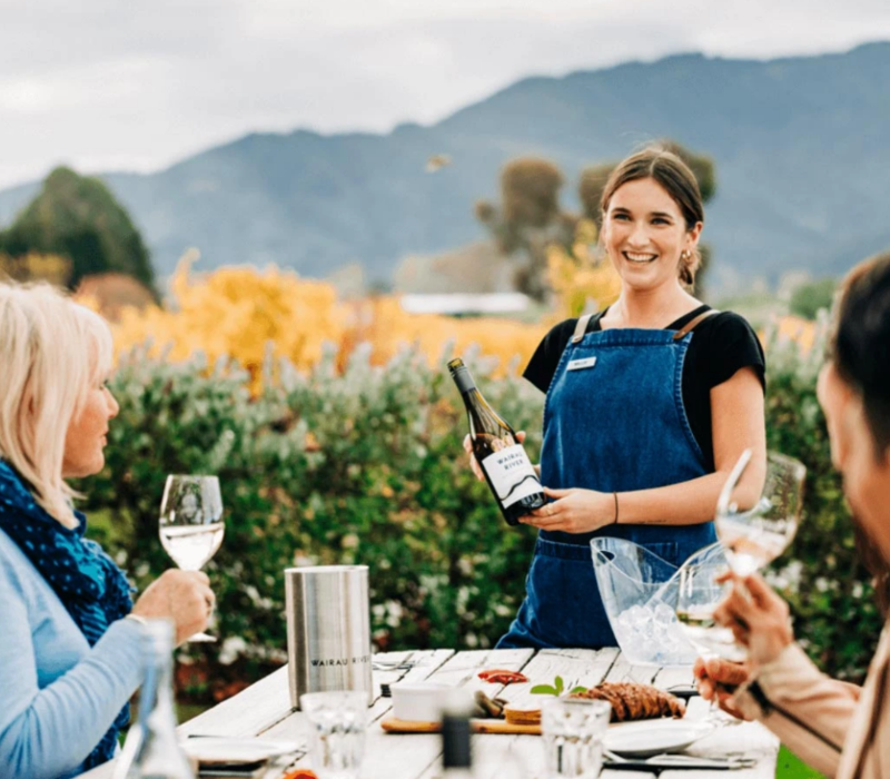 Great Journeys - Signature New Zealand Up Close Tour (via Rotorua)