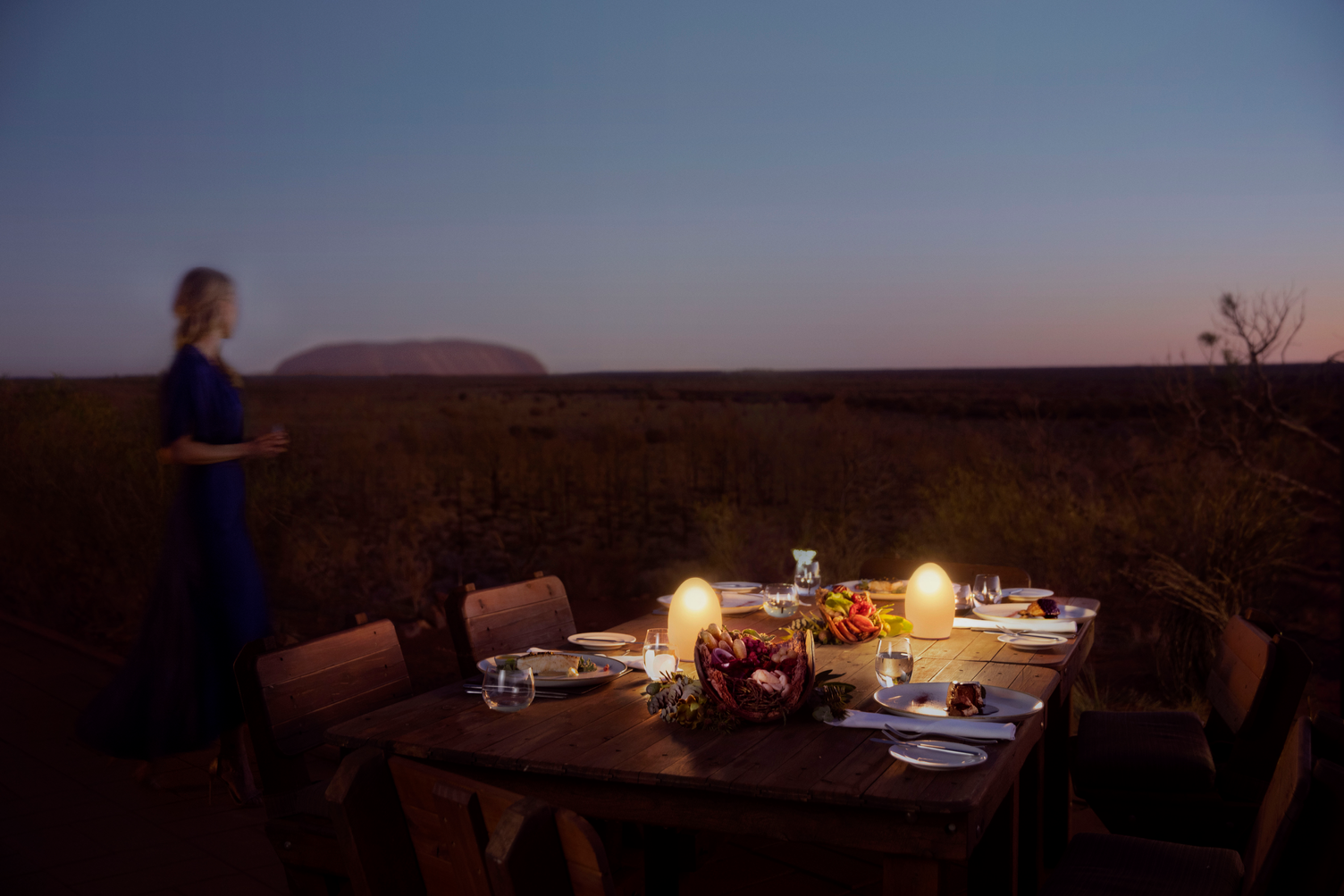 Uluru sunset dinner under the stars