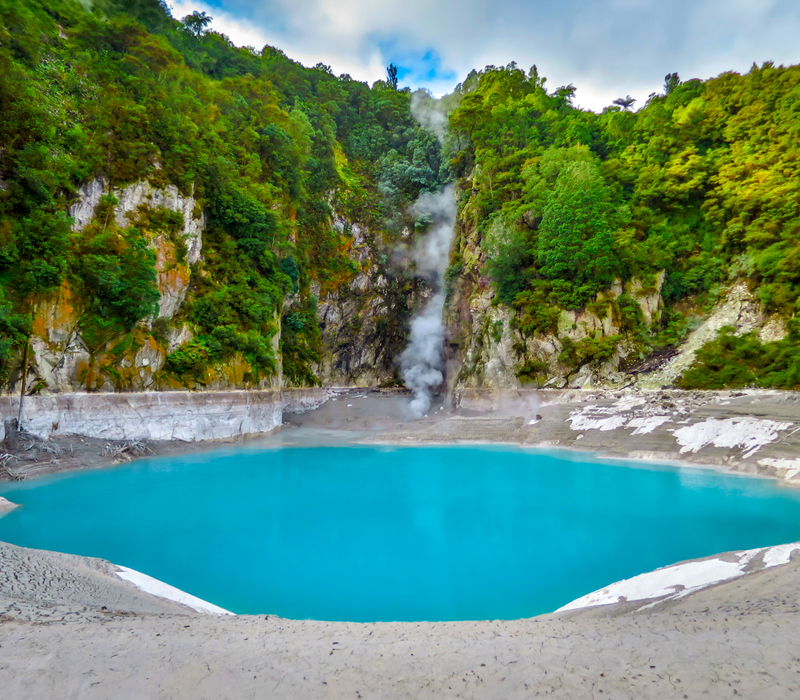 Northbound Christchurch to Auckland 17 day self drive tour